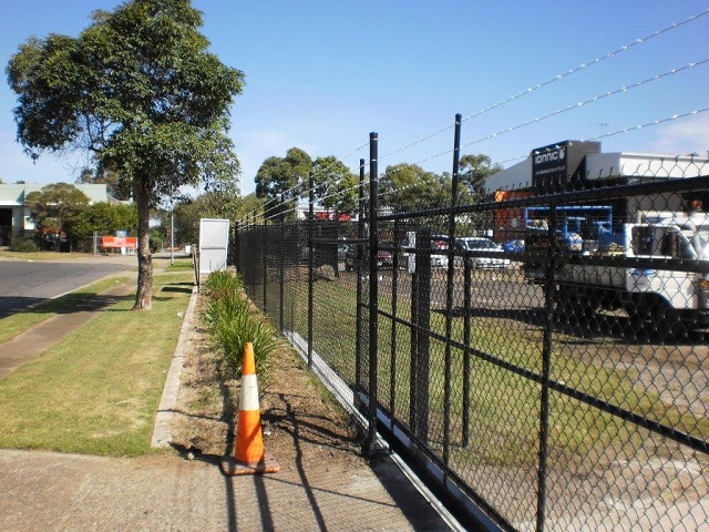 Commercial Fencing Service from East Coast Commercial Fencing